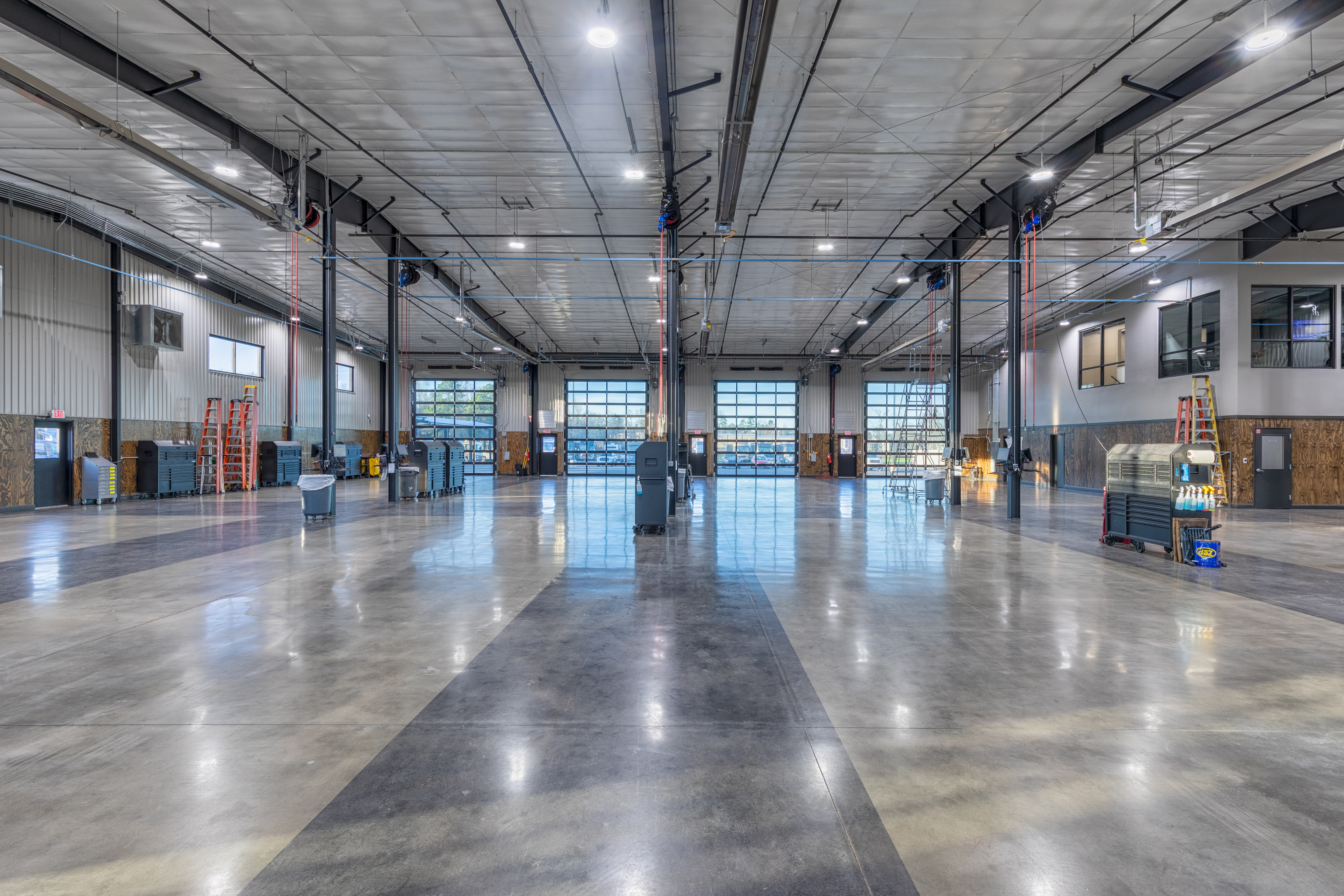 5-star luxury motorhome service center